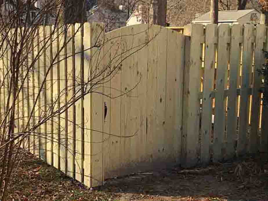 Wood fence styles that are popular in Chesapeake VA